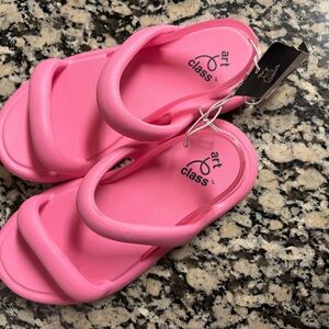 Art Class Vibrant Pink Kids Sandals